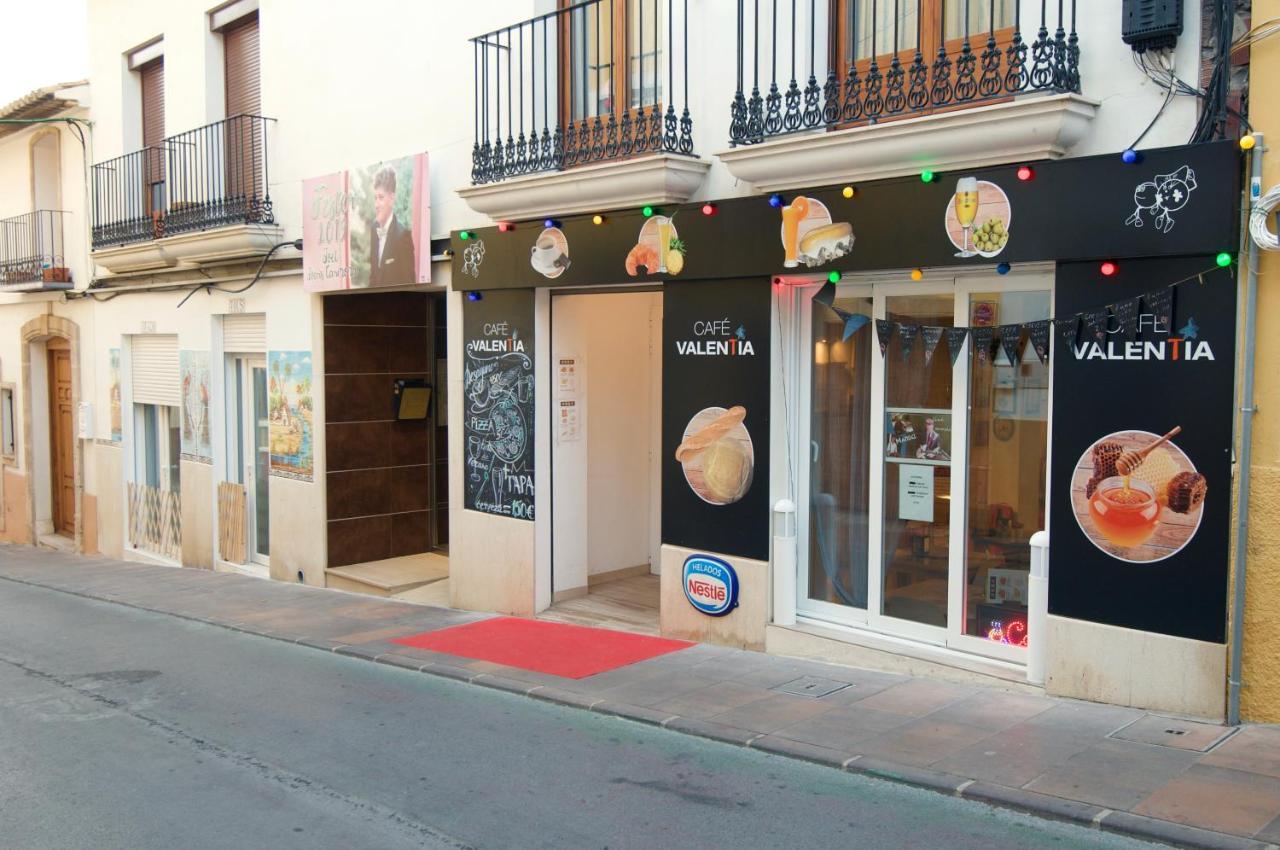 Loft Valentia Ifach Calpe Hostel ภายนอก รูปภาพ