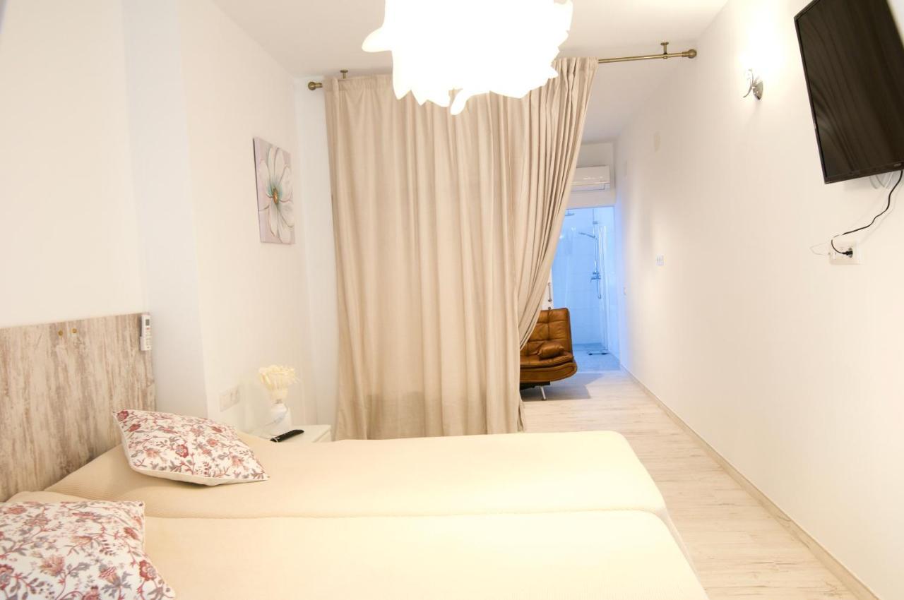 Loft Valentia Ifach Calpe Hostel ภายนอก รูปภาพ